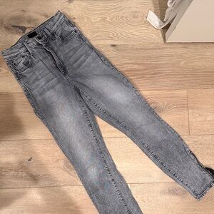 MOTHER Swooner Women's Charcoal Skinny Jeans Ankle Zip